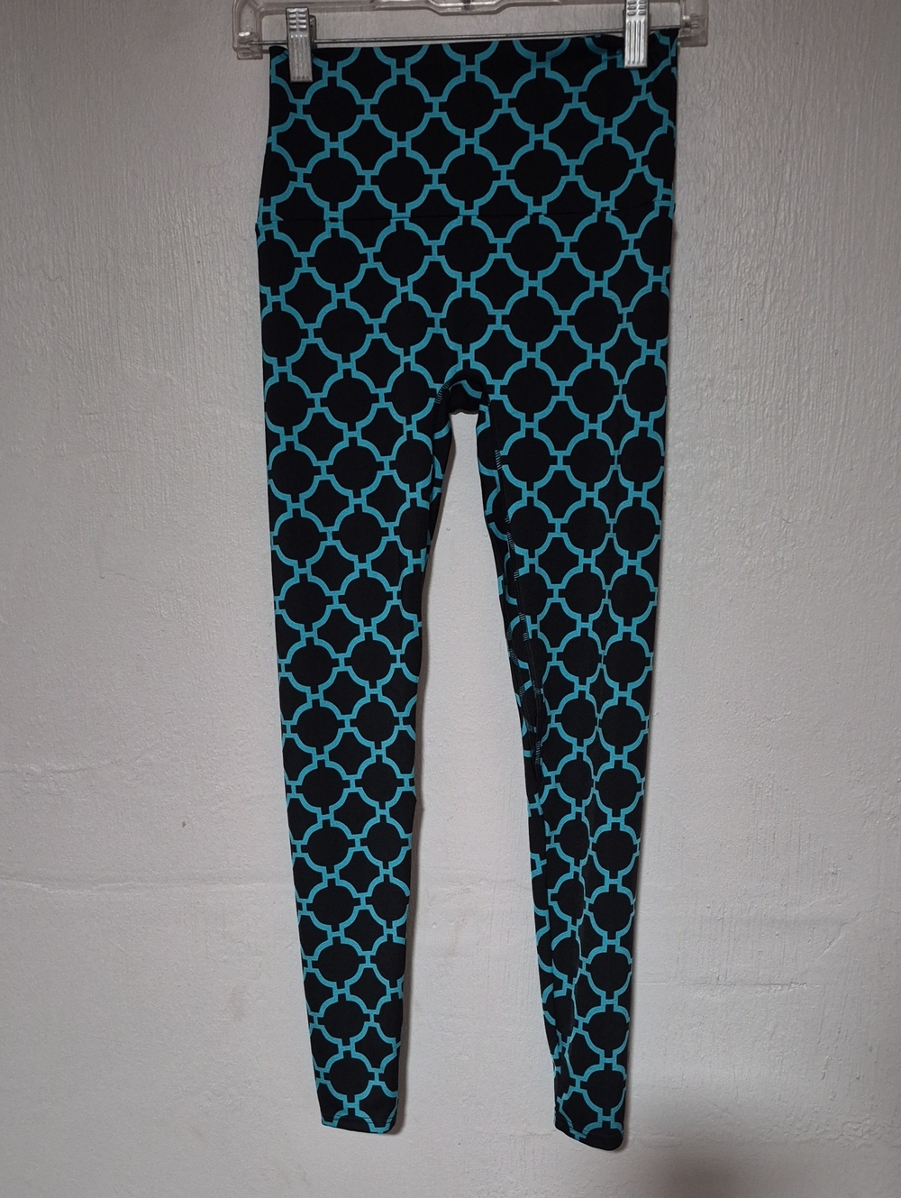 Womens K-Deer Leggings Size Medium Sneaker Length Discontinued